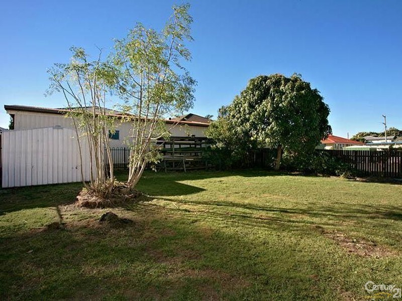42 Samsonvale Road, Strathpine QLD 4500