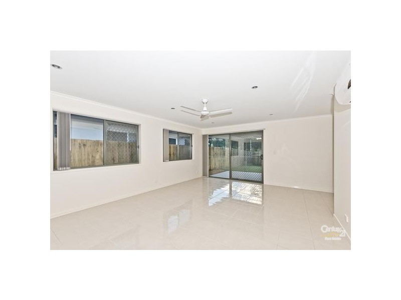 14 Rowallan Street, Warner QLD 4500