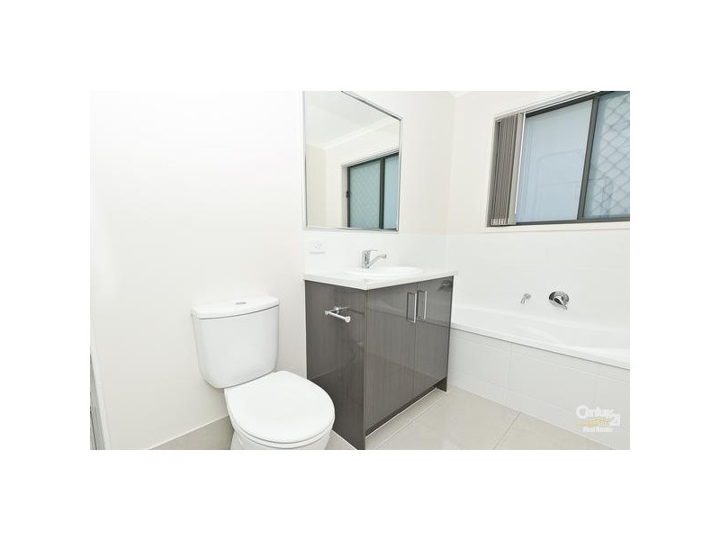 14 Rowallan Street, Warner QLD 4500