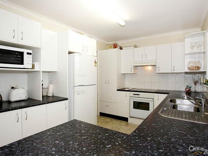 2 Maureen Street, Kallangur QLD 4503