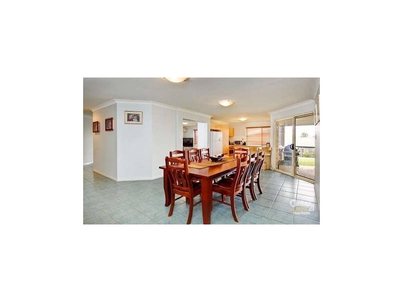 16 Hemlock Street, Warner QLD 4500