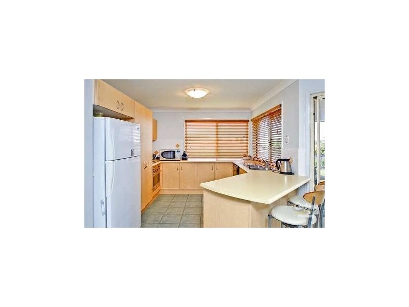 16 Hemlock Street, Warner QLD 4500