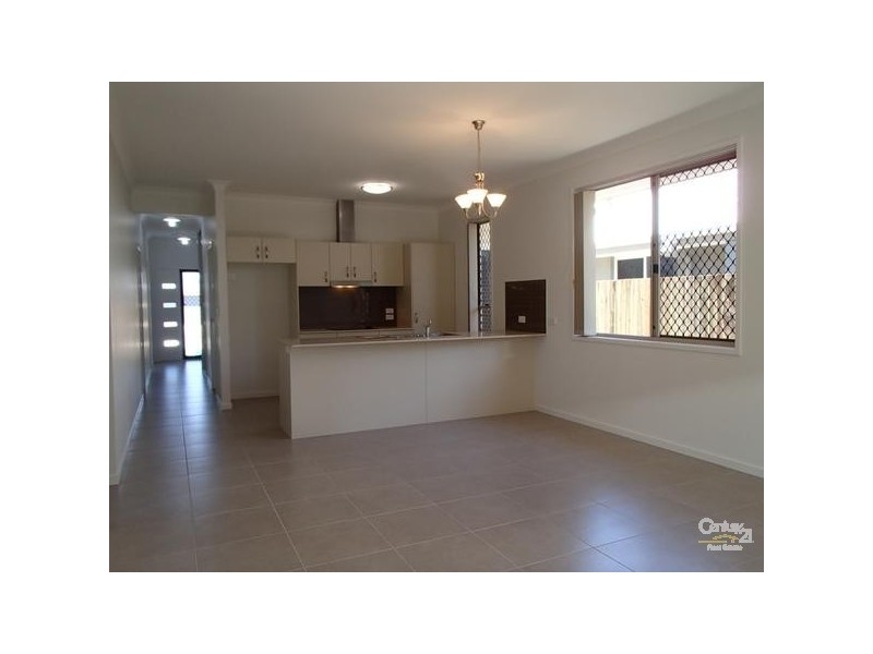 15 Cootharaba Crescent, Warner QLD 4500