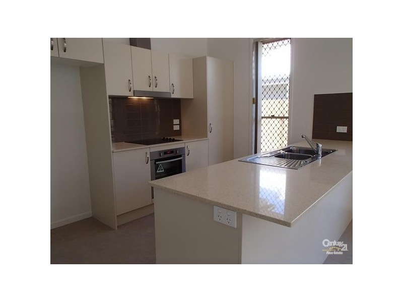 15 Cootharaba Crescent, Warner QLD 4500