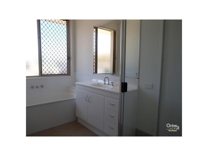 15 Cootharaba Crescent, Warner QLD 4500