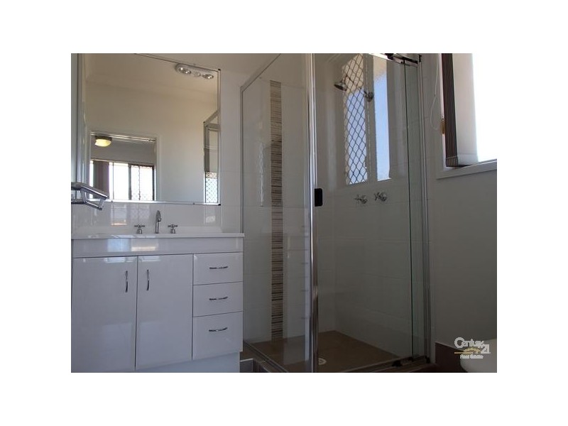 15 Cootharaba Crescent, Warner QLD 4500