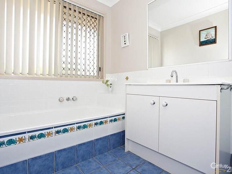 11 Border Court, Arana Hills QLD 4054