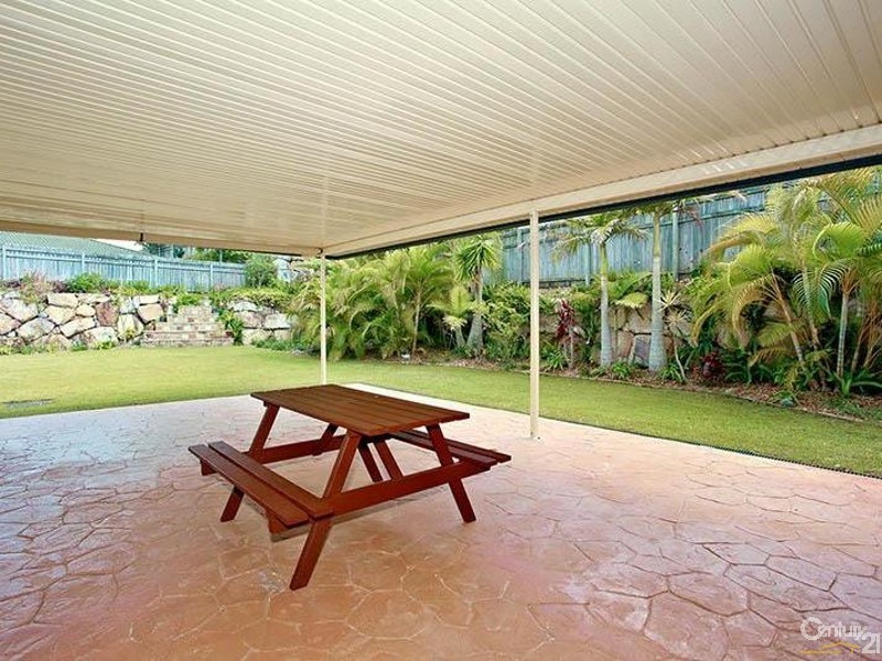 11 Border Court, Arana Hills QLD 4054