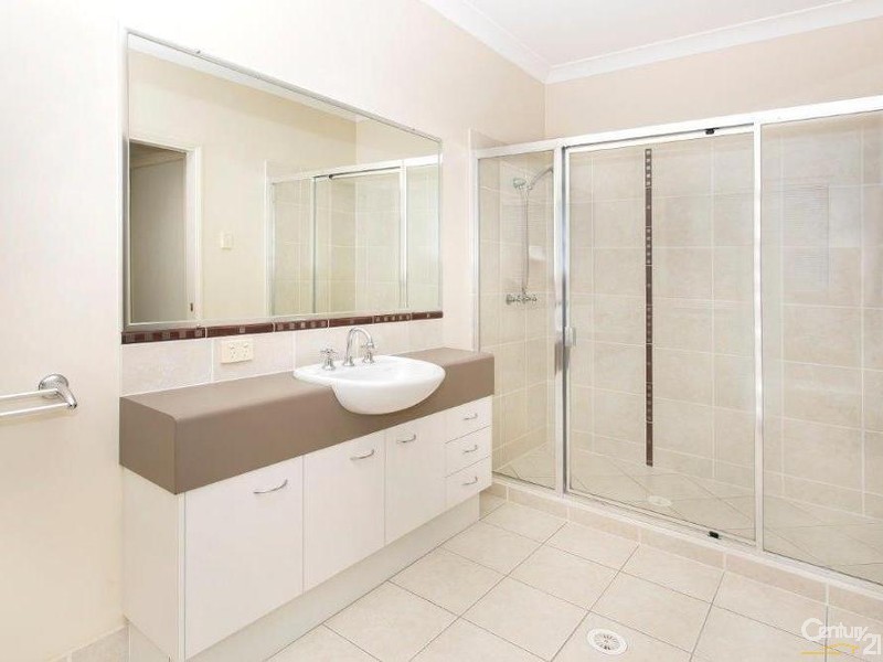 36 Affleck Avenue, Petrie QLD 4502