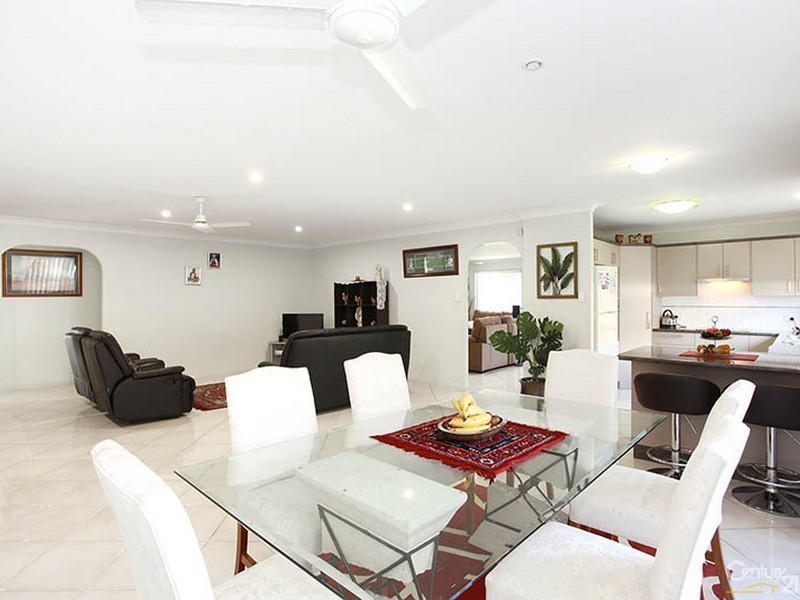 16 Alpine Street, Bald Hills QLD 4036