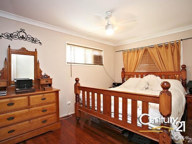 1 Grenadier Street, Bray Park QLD 4500