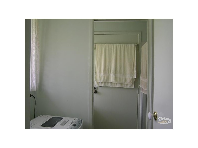 2/61 Spitfire Avenue, Strathpine QLD 4500