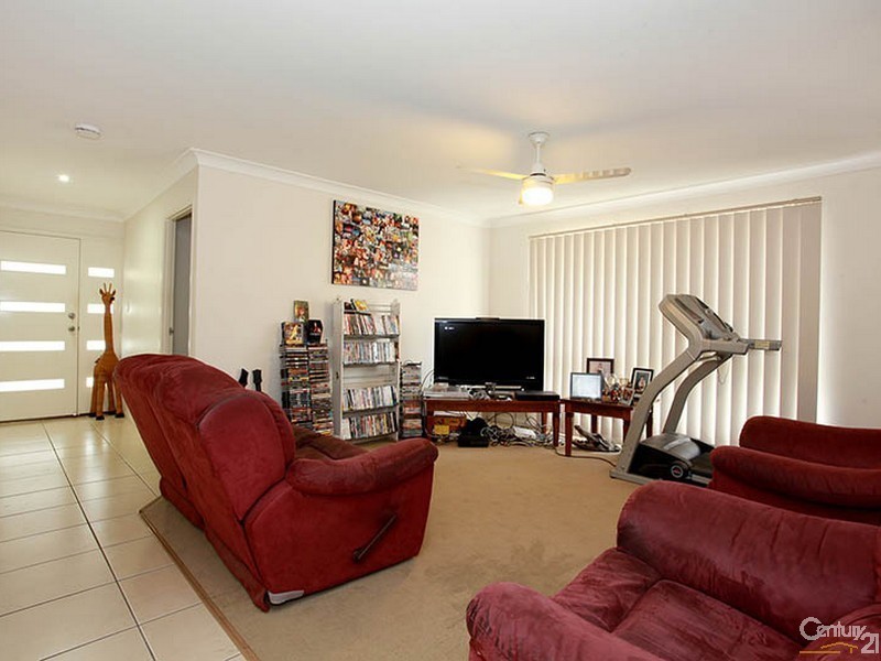 16 Auster Avenue, Bray Park QLD 4500