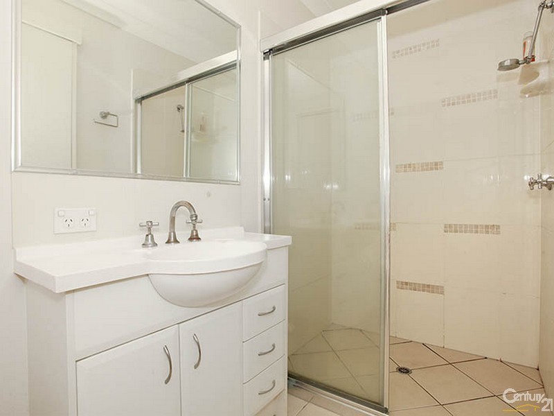 16 Auster Avenue, Bray Park QLD 4500