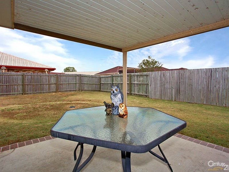 16 Auster Avenue, Bray Park QLD 4500