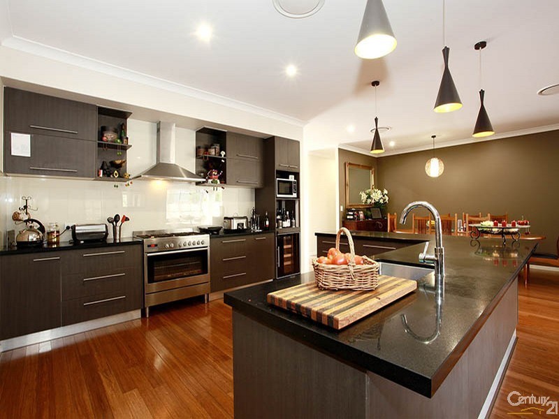 10 Louise Court, Cashmere QLD 4500