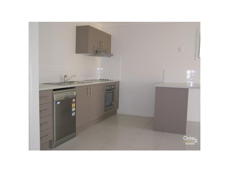 2/5 Morris Court, Warner QLD 4500