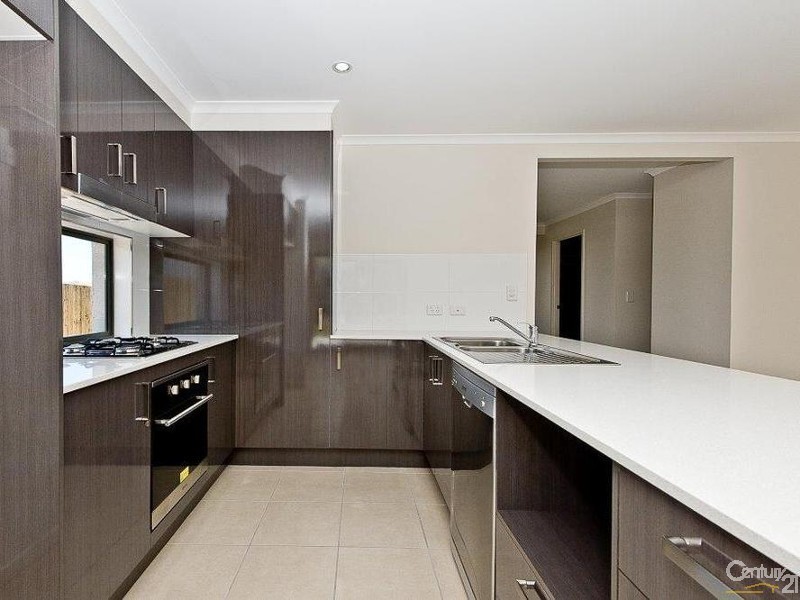 8 Mannikin Street, Griffin QLD 4503