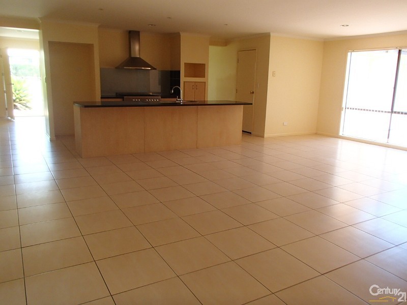 15 Links Crescent, Joyner QLD 4500