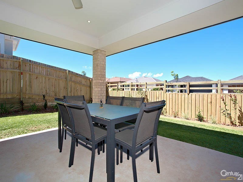 2 Kidston Crescent, Warner QLD 4500