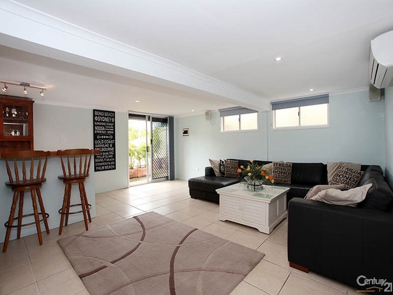 16 Ardisia St, Arana Hills QLD 4054