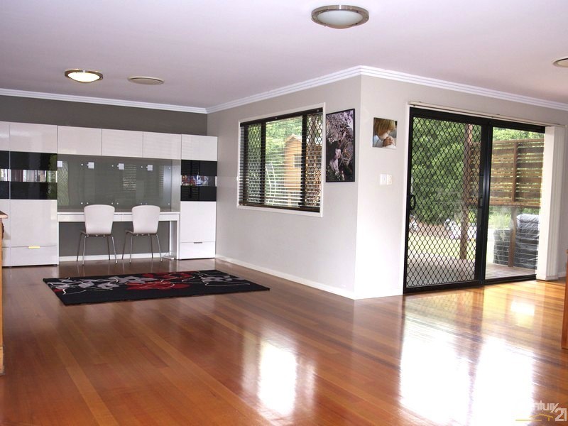 13 Affleck Avenue, Petrie QLD 4502