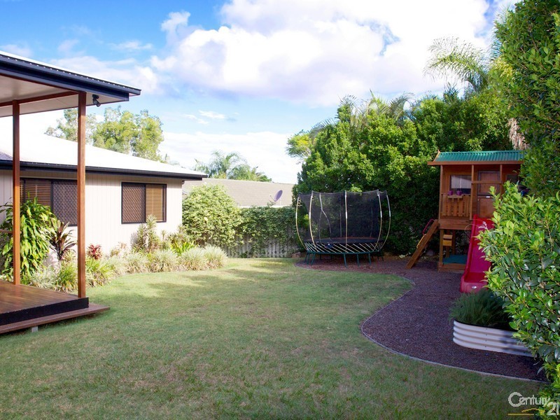 13 Affleck Avenue, Petrie QLD 4502