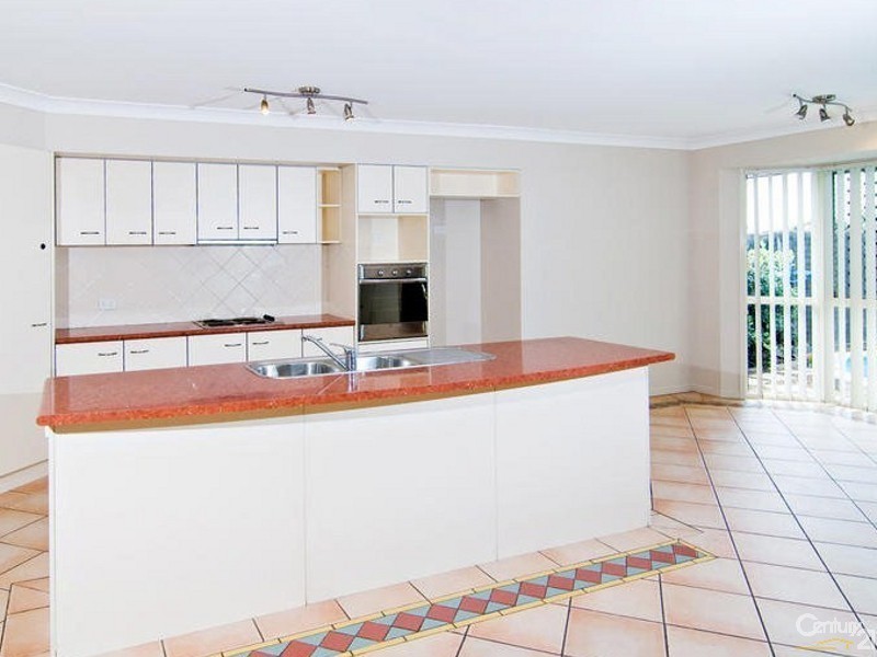 9 Pride Court, Warner QLD 4500