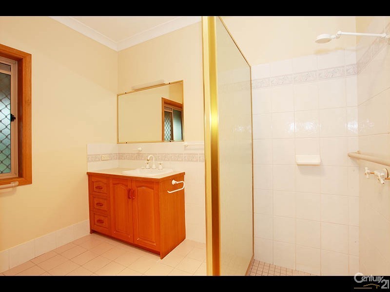 1 Porsche Court, Joyner QLD 4500