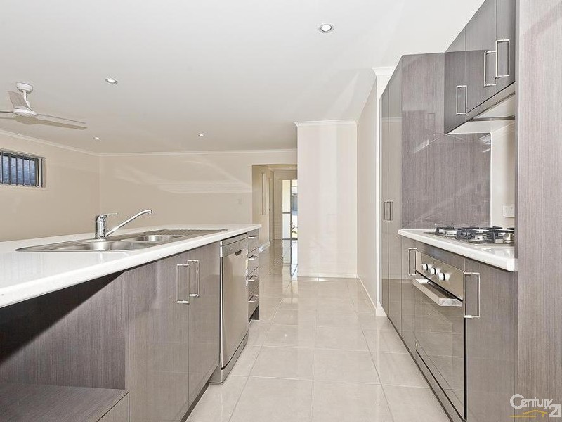 22 Kidston Crescent, Warner QLD 4500