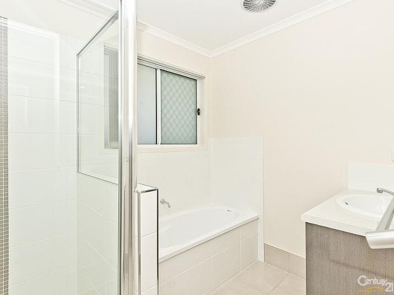 22 Kidston Crescent, Warner QLD 4500