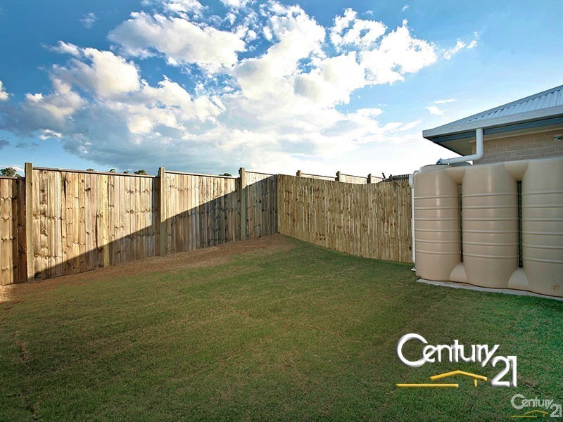 2/35  Barambah Circuit, Warner QLD 4500