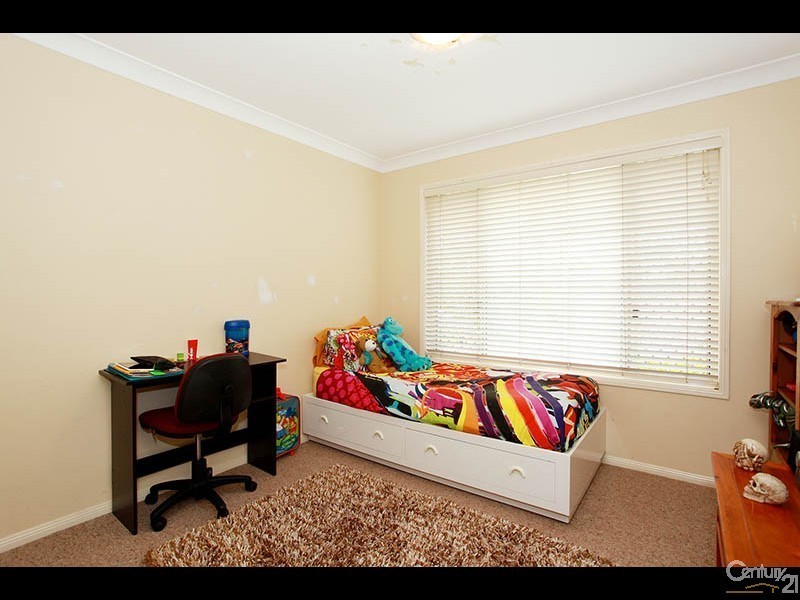 12 Turnbull Court, Petrie QLD 4502