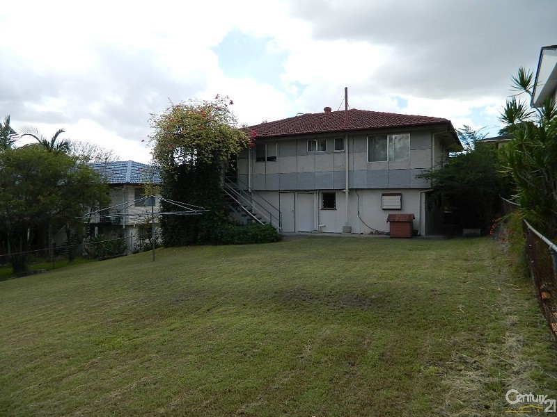 134 Trouts Road, Stafford Heights QLD 4053