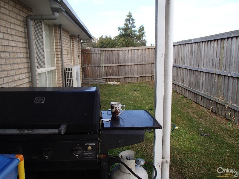 2 Dauntless Lane, Bray Park QLD 4500