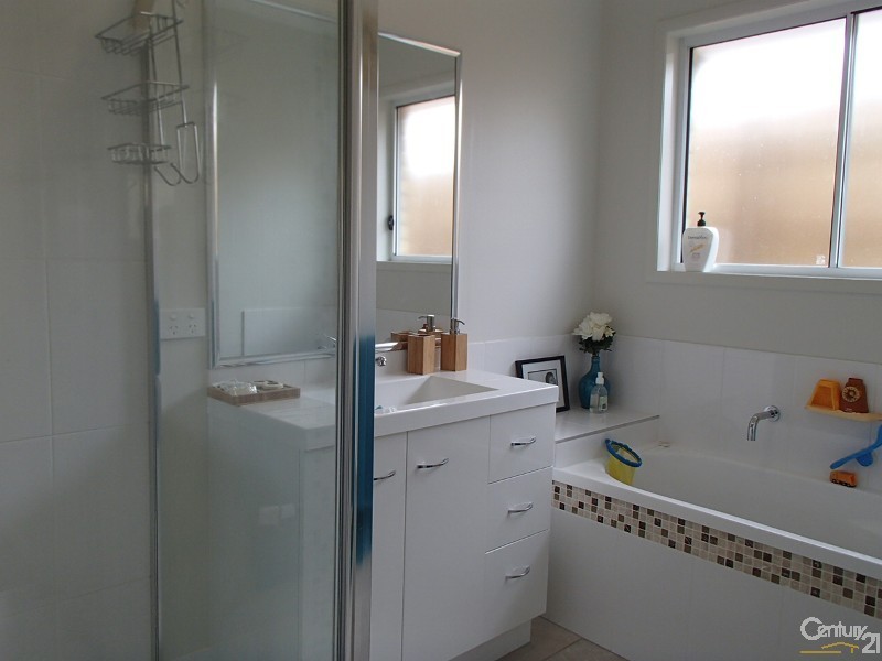 7 Bonney Court, Warner QLD 4500