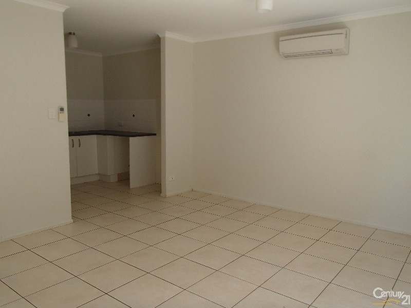 2/53 Kurrajong Drive, Warner QLD 4500