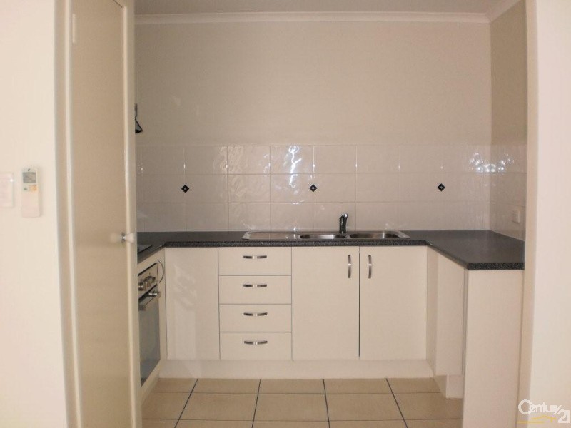 2/53 Kurrajong Drive, Warner QLD 4500