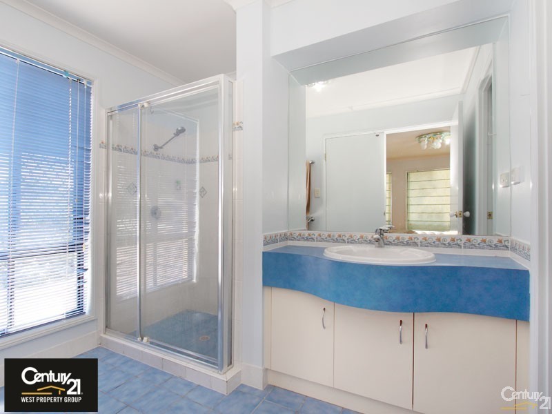 23 Jullyan Street, Albany Creek QLD 4035