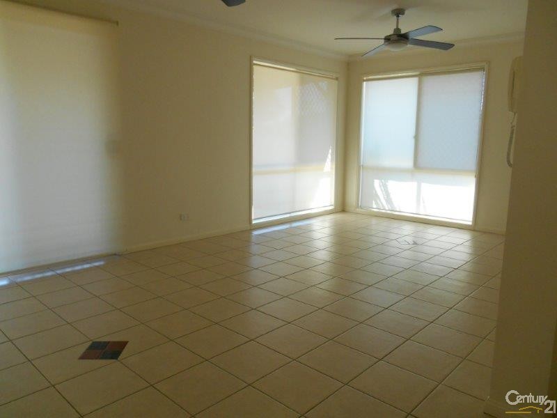 7 Boobook Court, Cashmere QLD 4500