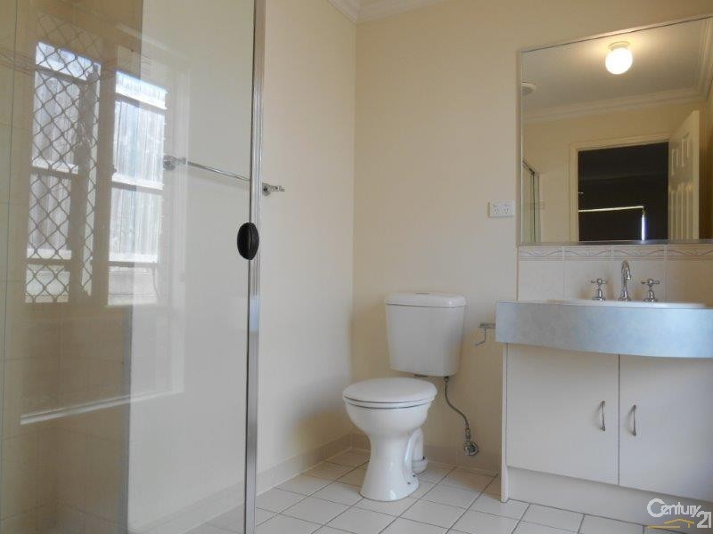 7 Boobook Court, Cashmere QLD 4500