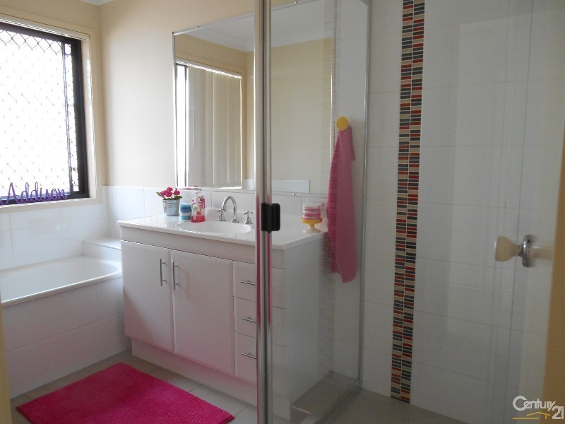 11 Burdekin Cct, Warner QLD 4500