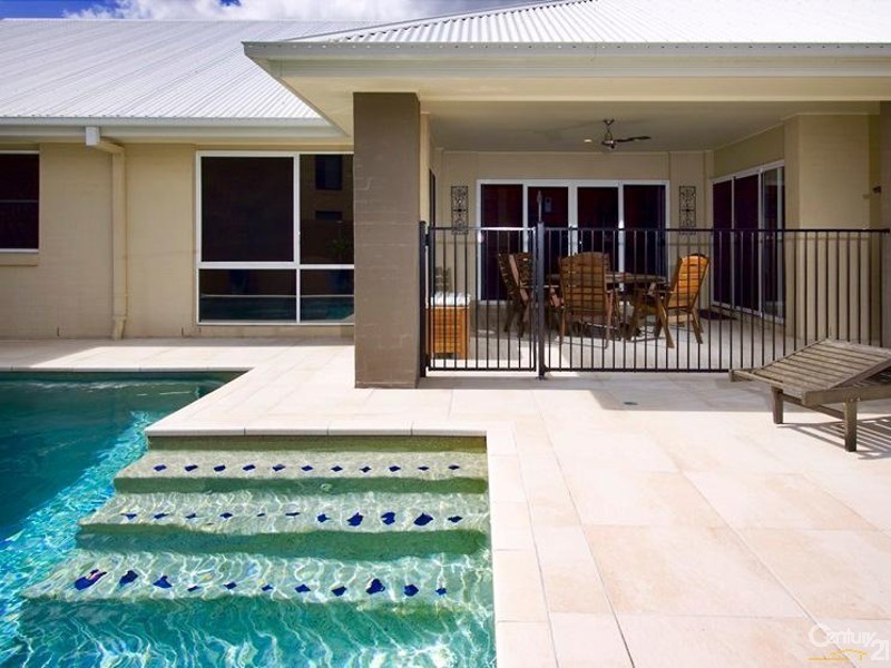 10 Hillside Court, Joyner QLD 4500