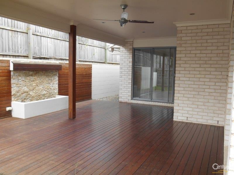 27 Como Circuit, Warner QLD 4500