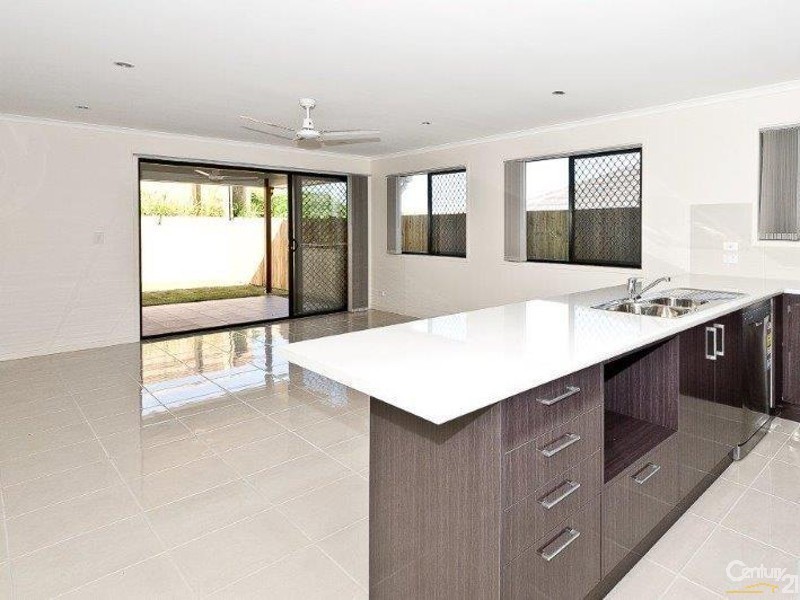 38 Cootharaba Crescent, Warner QLD 4500