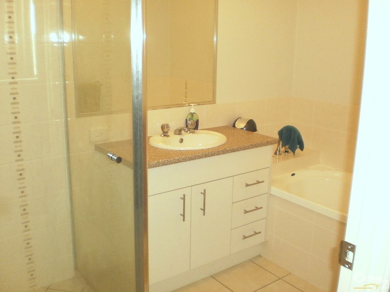 1/1 Tasman Street, Bray Park QLD 4500
