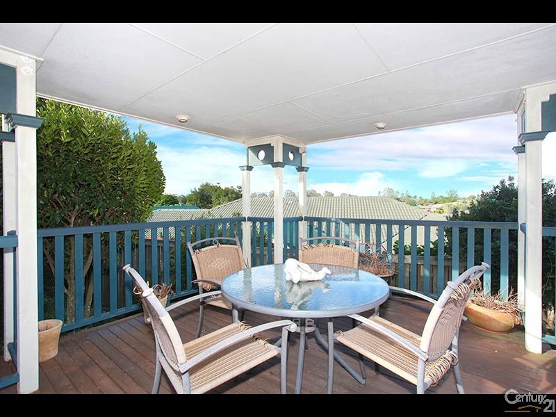 42 Affleck Avenue, Petrie QLD 4502