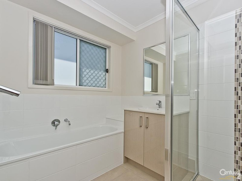 139 Cedar Creek Road, Upper Kedron QLD 4055