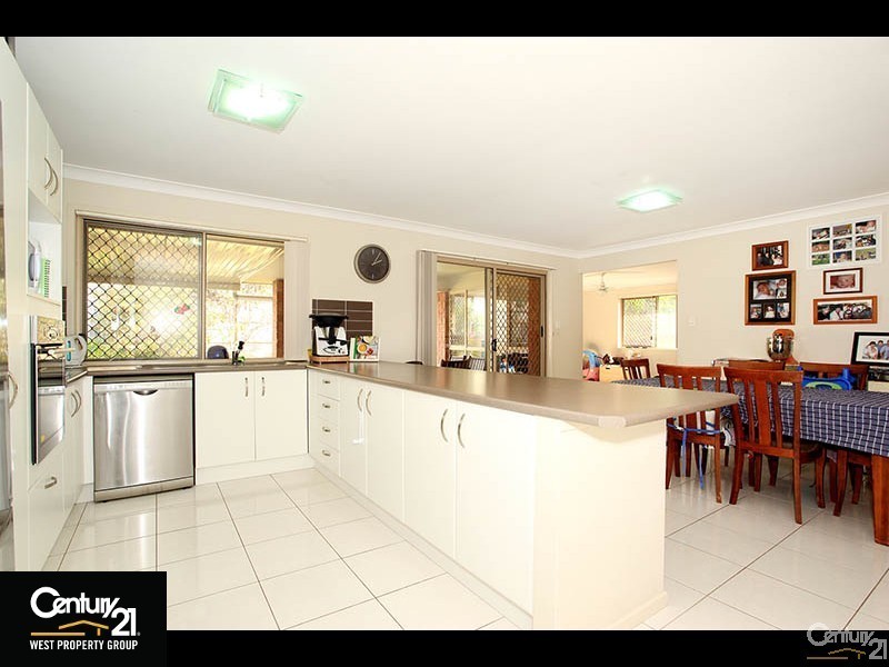 6 Paulette Court, Cashmere QLD 4500