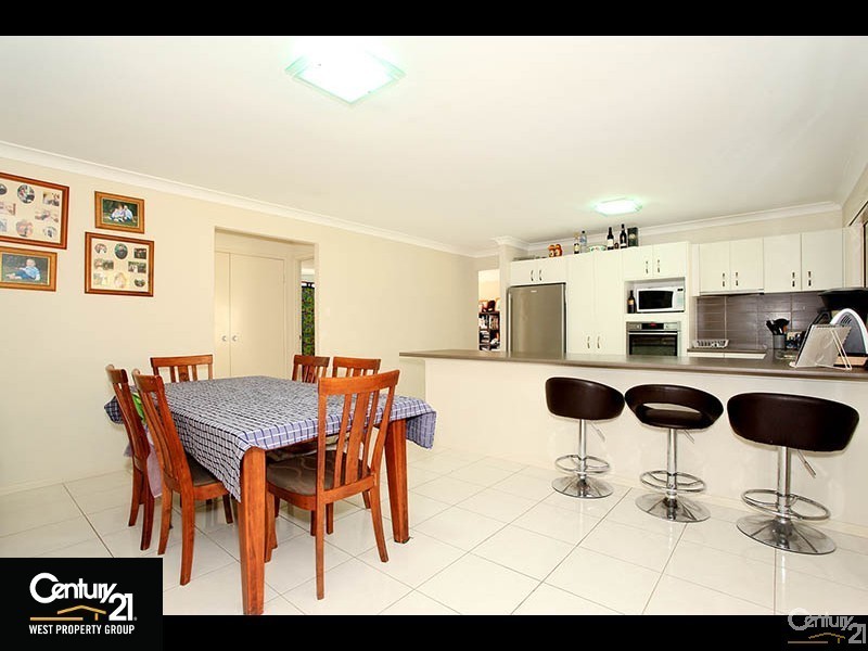 6 Paulette Court, Cashmere QLD 4500